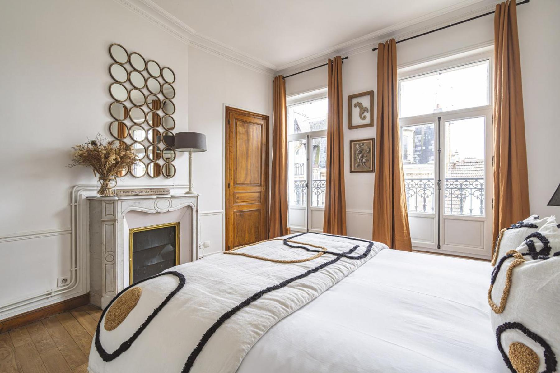 L'Elegance Vue Parc Apartment Reims Exterior photo
